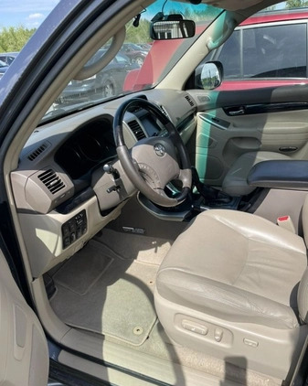Toyota Land Cruiser cena 62000 przebieg: 275700, rok produkcji 2007 z Wałbrzych małe 781